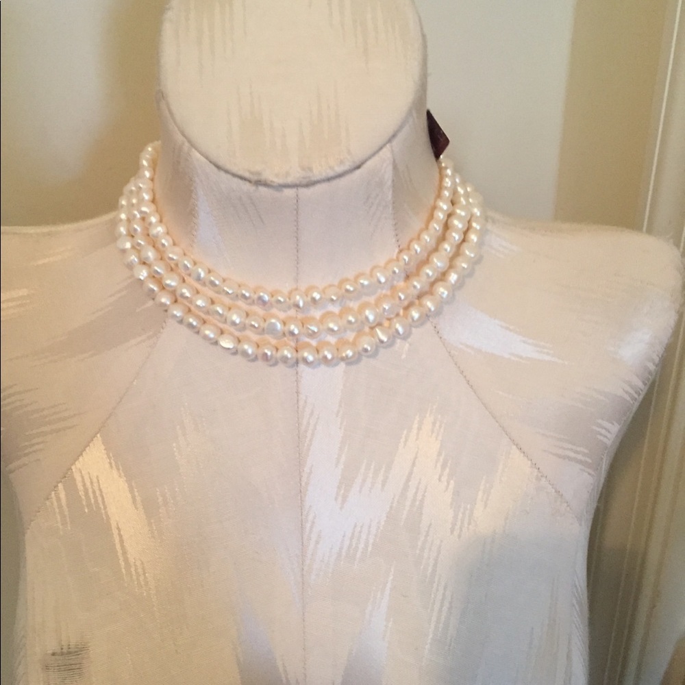 Amora 14k 3 stand freshwater pearl necklace NWT